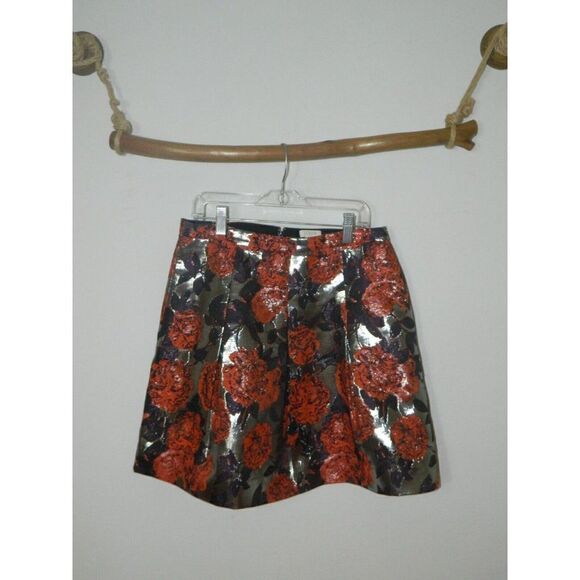 J. Crew Mini Skirt Red Silver Metallic Floral Print Pleated A-Lined Size 2 - Picture 5 of 9